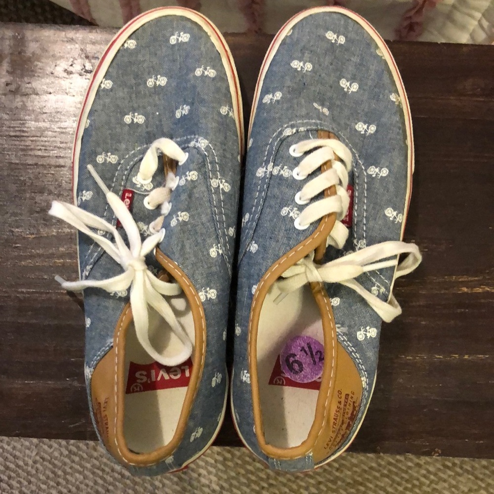 Levi Shoes